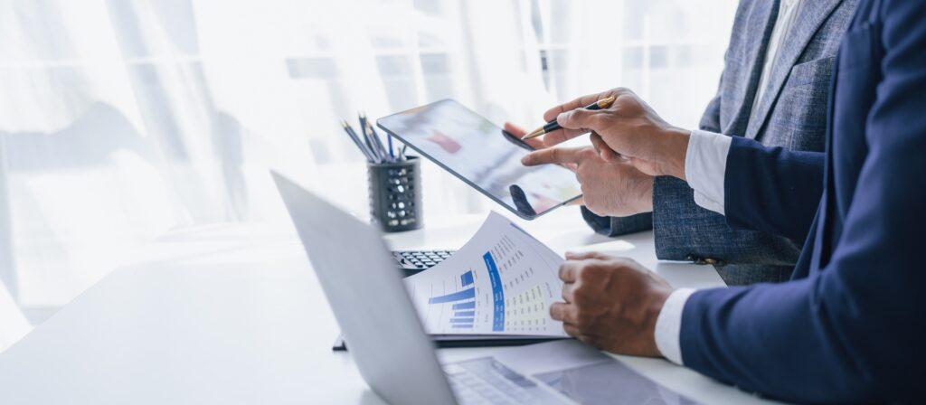 Lohnbüro im strategischen Finanzgespräch